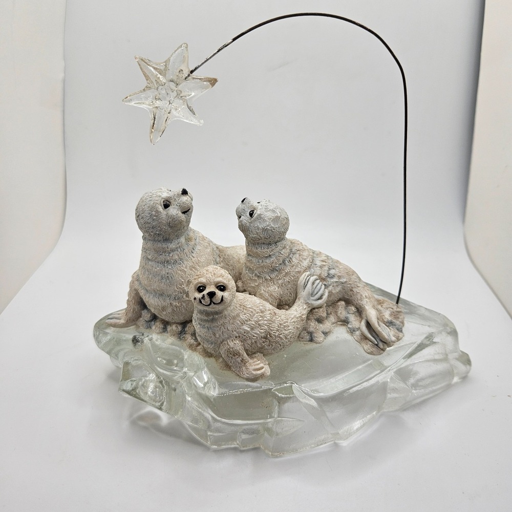 1998 House of‎ Lloyd Christmas Around the World Seal Family Ice Star Figurine